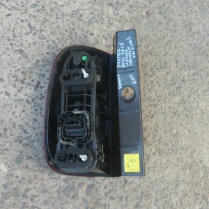 Foco renault duster 2012 2015 trasero copiloto daños