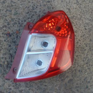 Foco suzuki celerio 2016 2022 trasero copiloto daños