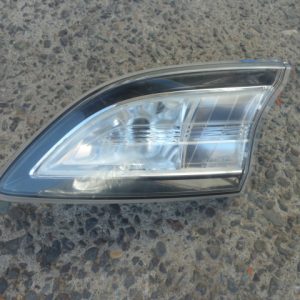 Foco mazda 3 hatchback 2011 2013 de portalon copiloto daños