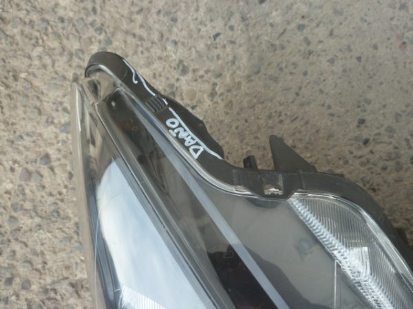 optico mazda 2 2016 2020 copiloto halogeno - dañado - Imagen 3