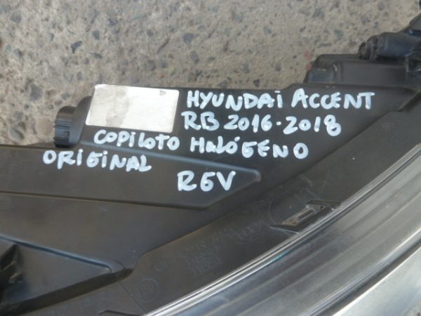 optico hyundaai accent rb 2016 2018 copiloto halogeno - daños - Imagen 4