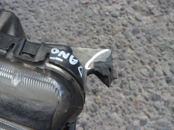 optico montero sport g2 2011 2014 copiloto halogeno - daños - Imagen 4