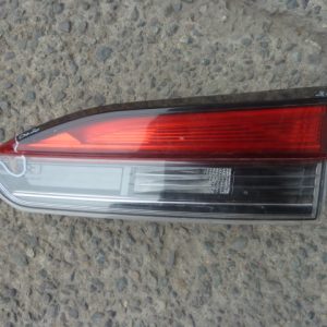 Foco trasero corolla cross 2021 2024 de portalon copiloto hlgn/leds daños