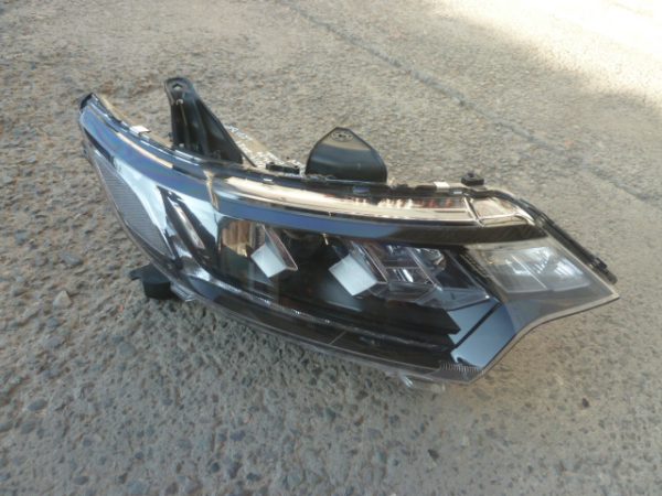 optico mitsubishi outlander 2019 2021 halogeno/leds copiloto - daños