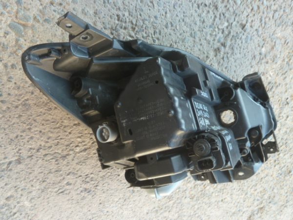 optico suzuki dzire glx 2019 2023 chofer full leds - dañado - Imagen 4