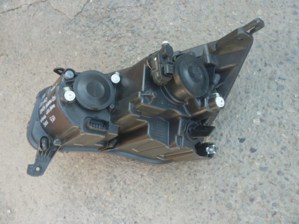 optico tiggo 2 2019 2023 copiloto halógeno/leds - dañado - Imagen 2