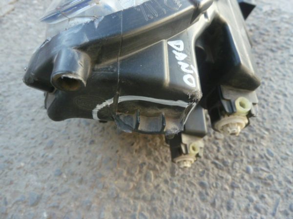 optico  nissan march 2016 2020 chofer halogeno - daños - Imagen 6