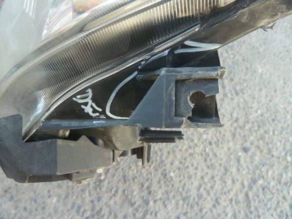 optico toyota corolla 2011 2013 chofer halogeno  - daños - Imagen 2
