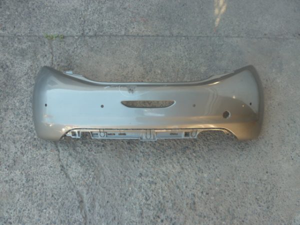 Parachoque peugeot 208 2013 2019 trasero original daños