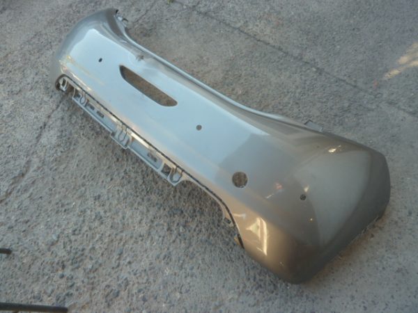 Parachoque peugeot 208 2013 2019 trasero original daños - Imagen 8