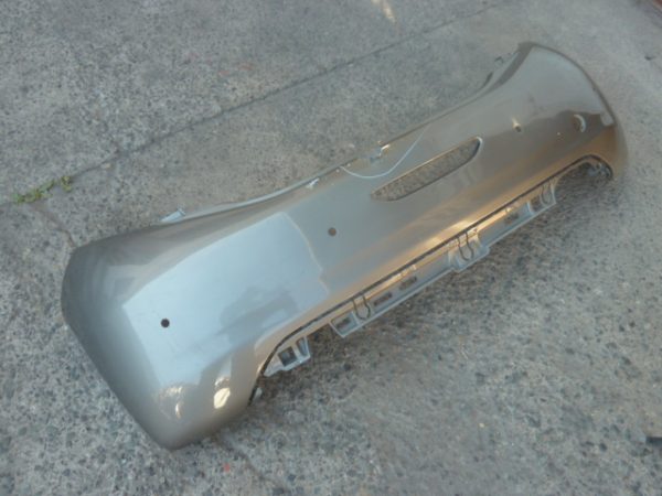 Parachoque peugeot 208 2013 2019 trasero original daños - Imagen 2