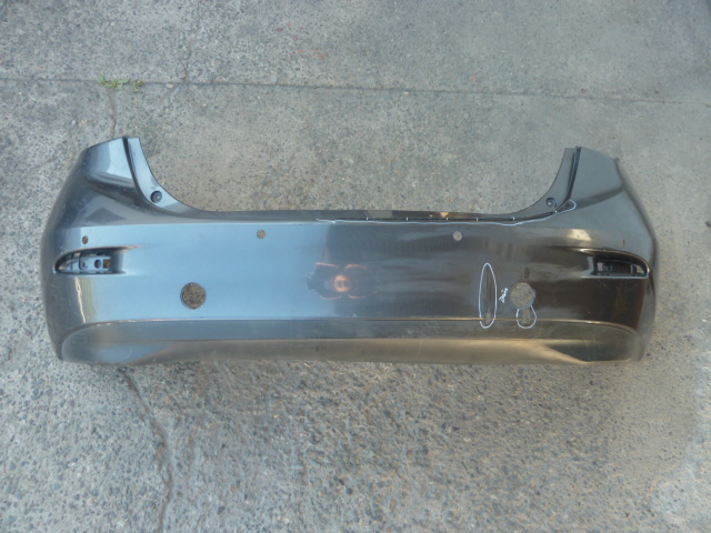 Parachoque mazda 3 sedan 2015 2018 trasero original daños