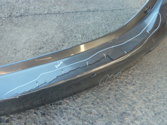 Parachoque mazda 3 sedan 2015 2018 trasero original daños - Imagen 3