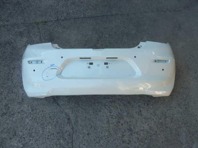Parachoque suzuki baleno 2024 2025 trasero original daños