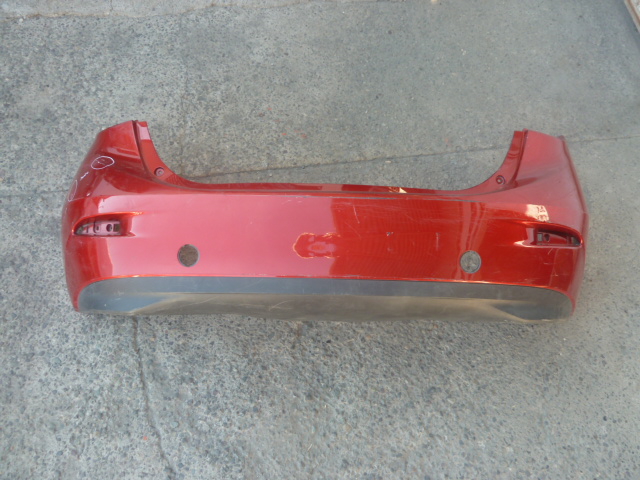 Parachoque mazda 3 sedan 2015 2018 trasero original daños