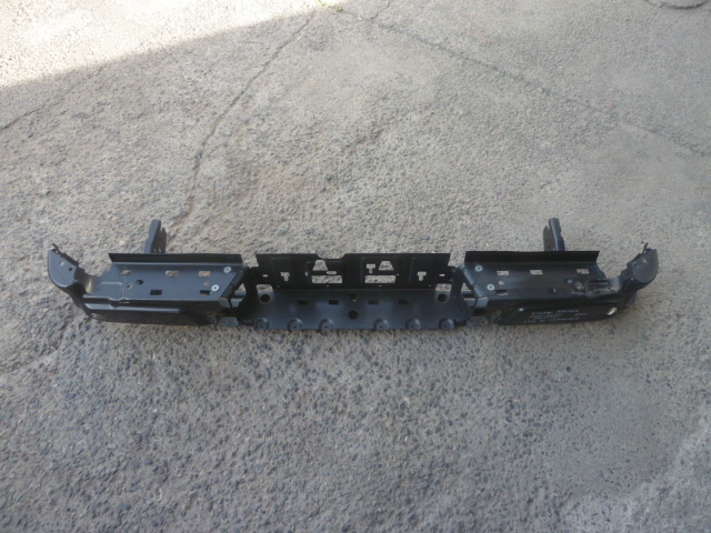 Parachoque nissan navara 2021 2024 trasero original bueno