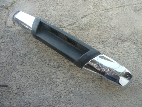 Parachoque nissan np300 2015 2019 trasero - daños - Imagen 2