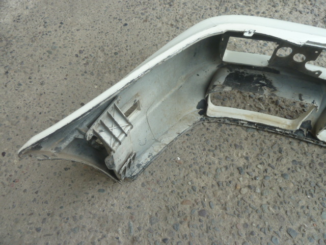 Parachoque volkswagen golf 1993 1998 delantero daños - Imagen 3