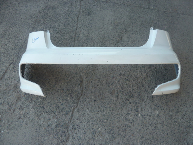 Parachoque kia rio 5 2016 2017 trasero daños