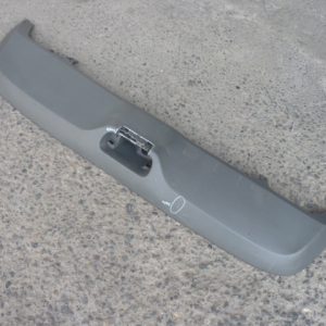 moldura inferior parachoque trasero vitara 2016 2018 daños