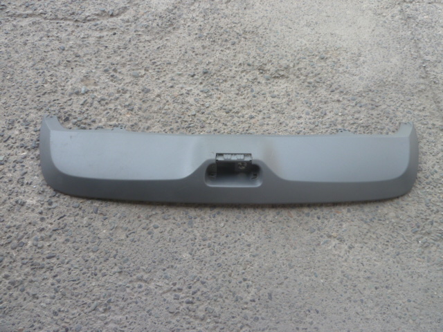 moldura inferior parachoque trasero suzuki vitara 2016 2018