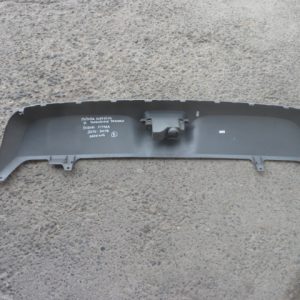 moldura inferior parachoque trasero suzuki vitara 2016 2018