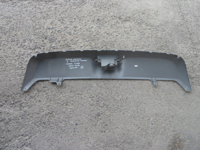 moldura inferior parachoque trasero suzuki vitara 2016 2018 - Imagen 2