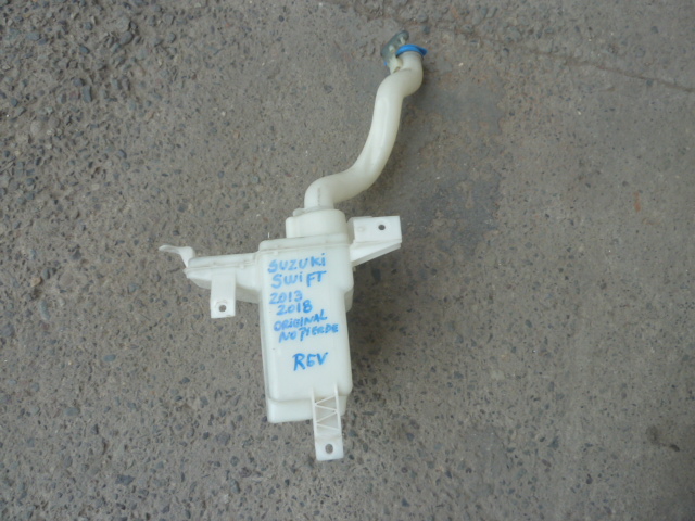 Deposito limpiaparabrisa suzuki swift 2013 2018 original - Imagen 2
