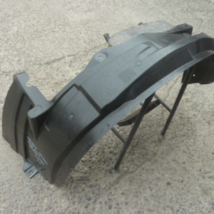 Guardafango colorado 2018 2023 delantero Chofer daños