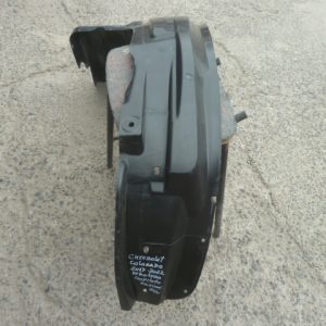 Guardafango colorado 2017 2022 delantero copiloto original daños