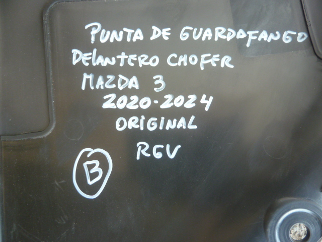 Guardafango mazda 3 2020 2024 punta delantera Chofer - Imagen 2