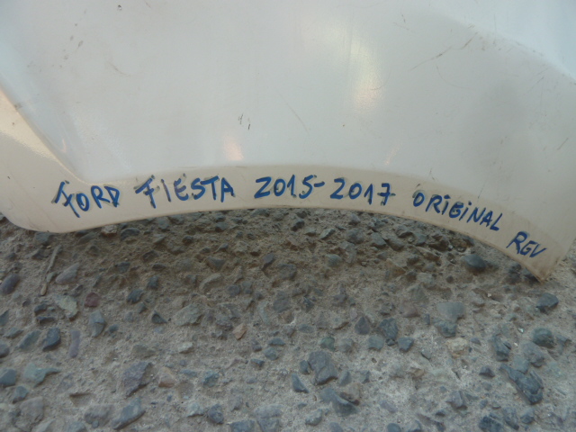 Parachoque ford fiesta 2015 2017 delantero falta pedazo y daños - Imagen 11
