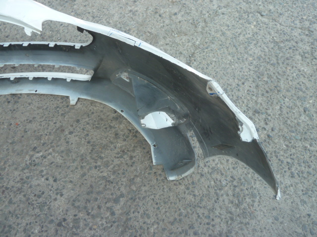 Parachoque ford fiesta 2015 2017 delantero falta pedazo y daños - Imagen 7