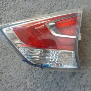 Foco portalon xtrail t32 2015 2017 de portalon copiloto daños