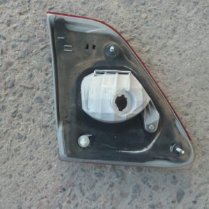 Foco maleta corolla 2011 2013 maletero copiloto daños