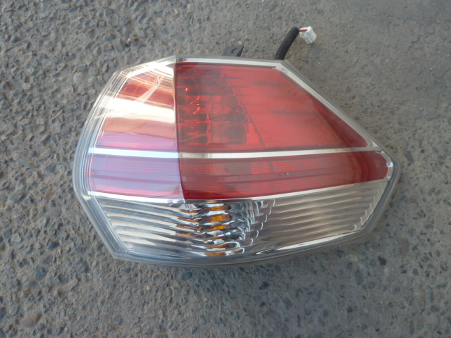 Foco nissan xtrail t32 2015 2017 trasero copiloto - daños