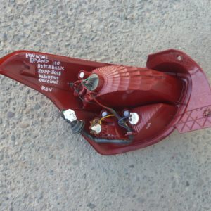 Foco grand i10 hatchback 2014 2019 trasero copiloto – daños