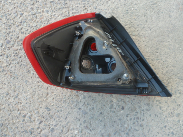 Foco nissan tiida sedan 2012 2014 trasero copiloto - daños - Imagen 3