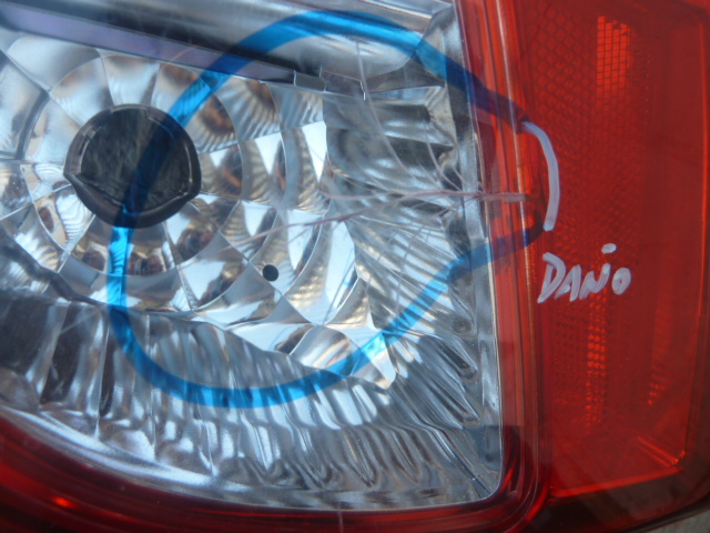 Foco suzuki alto 800 2019 2022 trasero chofer - daños - Imagen 3