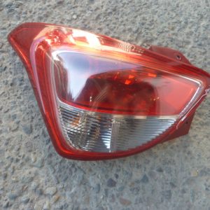 Foco grand i10 hatchback 2014 2019 trasero chofer – daños