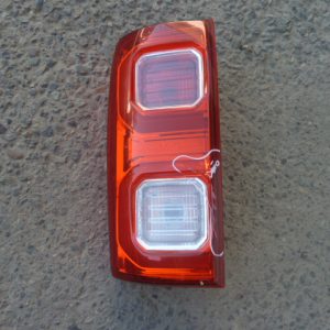 Foco trasero jac t8 2020 2024 chofer halogeno/leds daño trizado