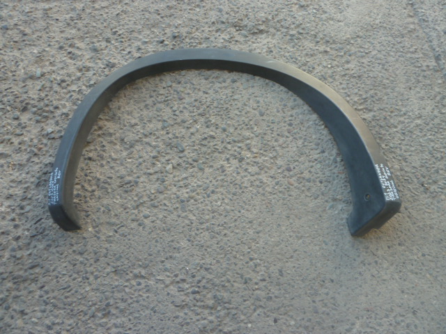 moldura paso rueda outlander 2023 2024 trasera copiloto detalles