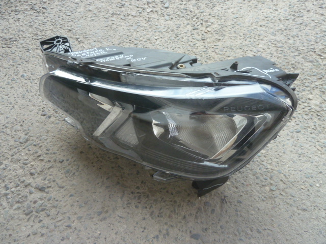 Optico peugeot partner k9 2020 2024 original chofer - daños - Imagen 7