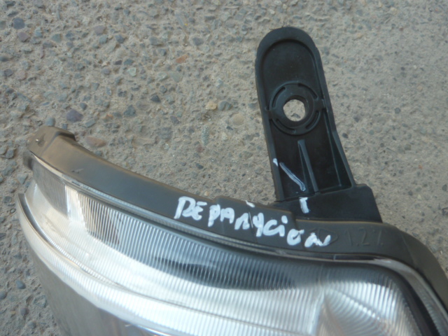 Optico nissan tiida mexicano 2011 2014 copiloto daños - Imagen 4