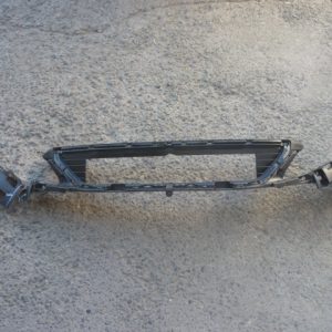 Mascara base de mascara peugeot 308 2018 2019 quebrada