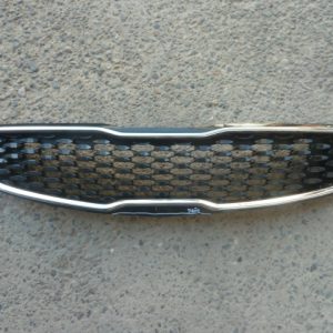 Mascara kia cerato 2017 2018 original – daños