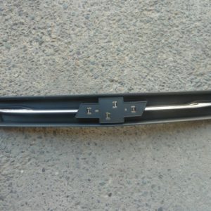 Mascara superior chevrolet tracker 2018 2019 original –  daños