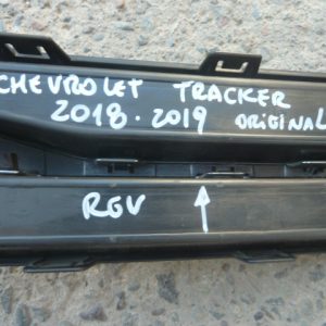 Mascara superior chevrolet tracker 2018 2019 original –  daños