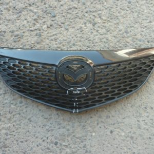 Mascara mazda 3 hatchback 2004 2006 original daños