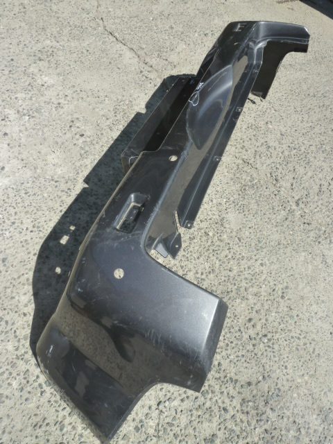 Parachoque suzuki grand nomade 2012 2018 trasero daños - Imagen 5